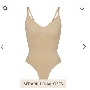 SKIMS SEAMLESS SCULPT THONG BODYSUIT